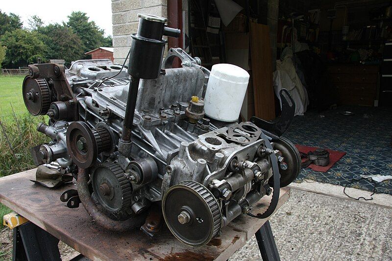 File:Lancia Gamma Engine.jpg