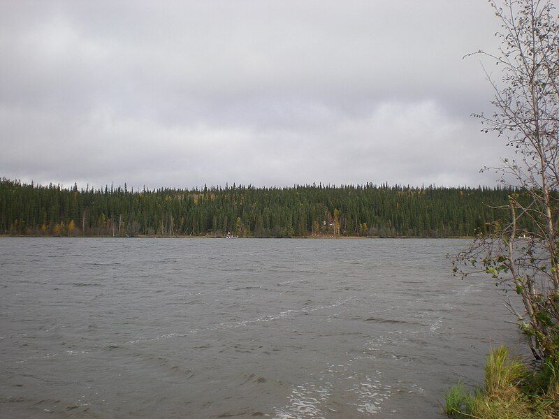 File:Madeline Lake 02.jpg