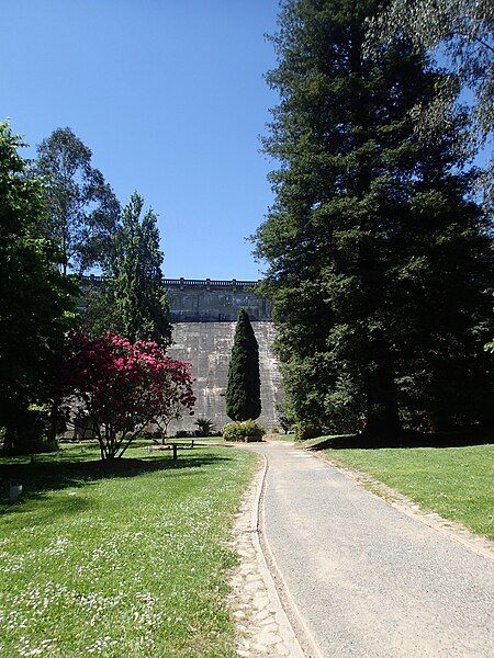 File:Maroondah Reservoir Park.jpg