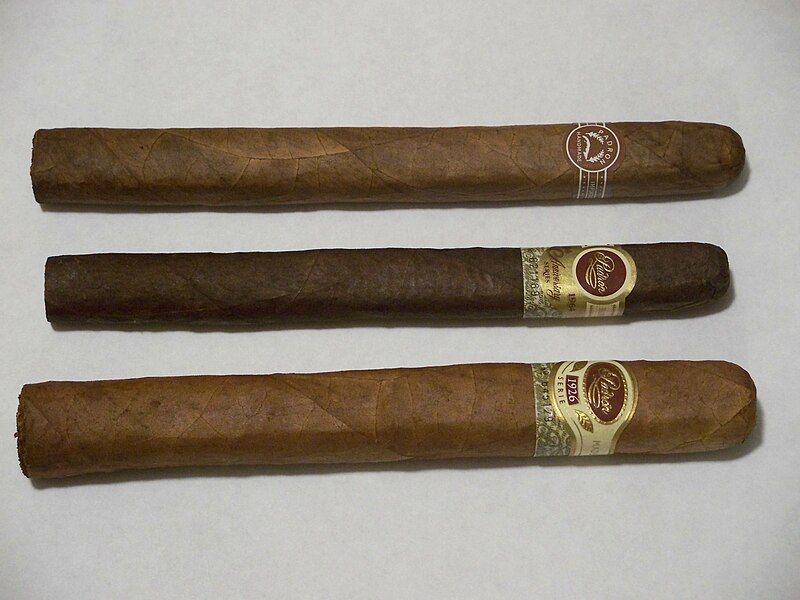 File:Padroncigars.jpg