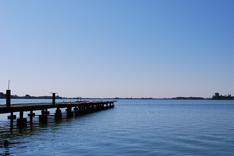 File:Palic lake view.jpg