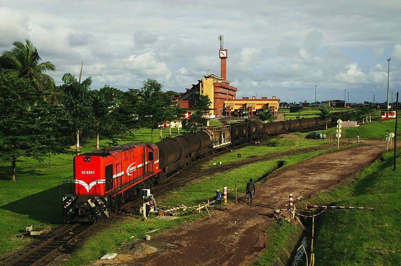 File:Passa du train.JPG