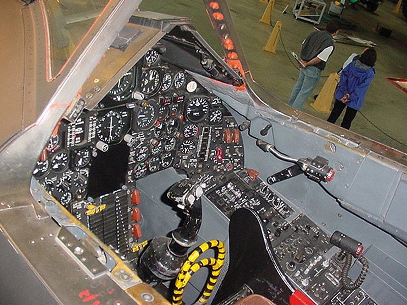 File:SR-71 flight instruments.triddle.jpg