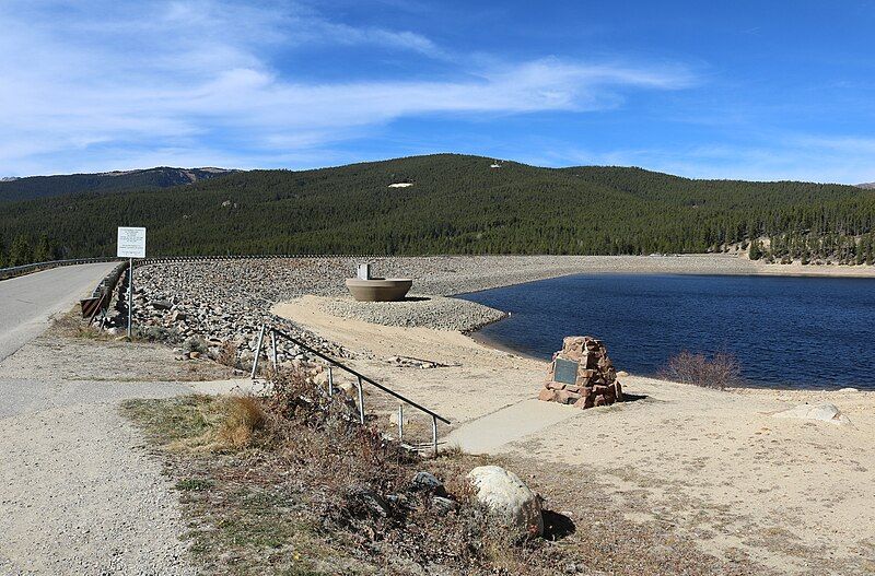 File:Sugar Loaf Dam.JPG