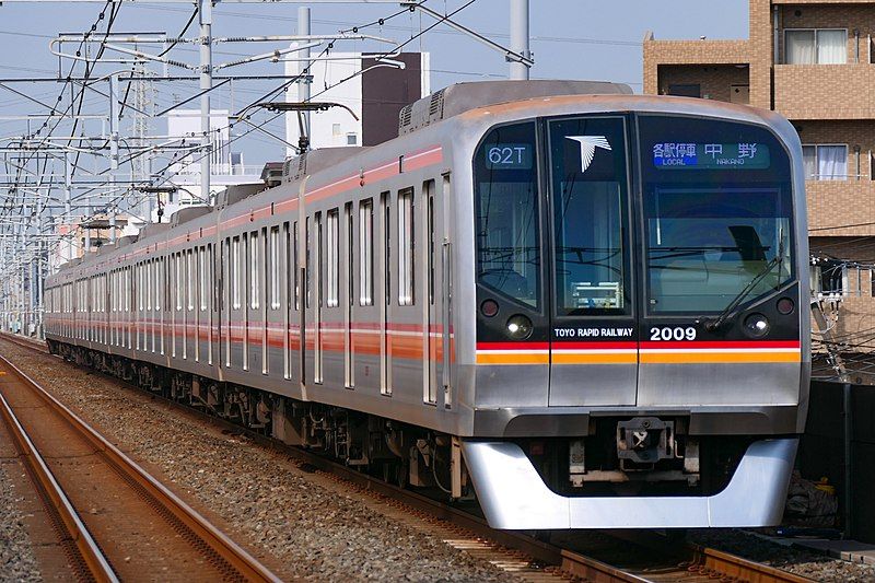 File:Toyo-Rapid-Railway Series2000-2009.jpg