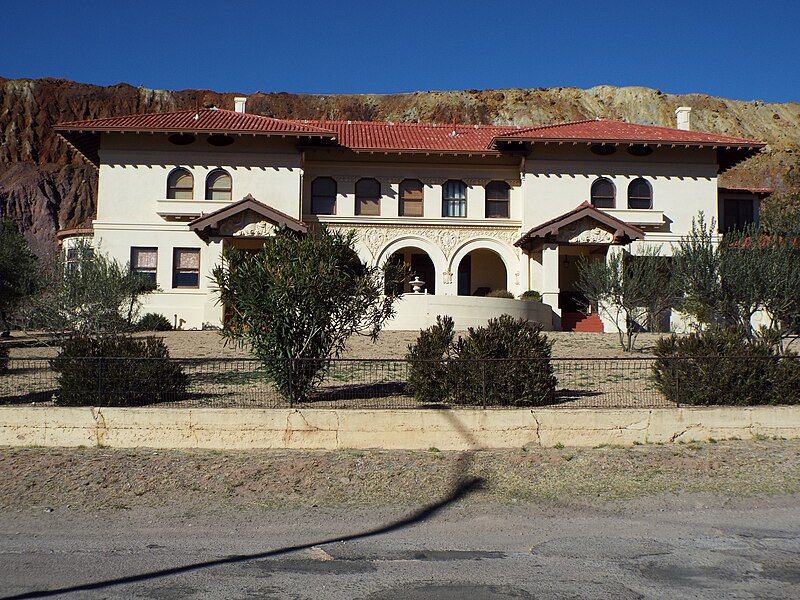 File:Bisbee-Walter Douglas House-1900.JPG