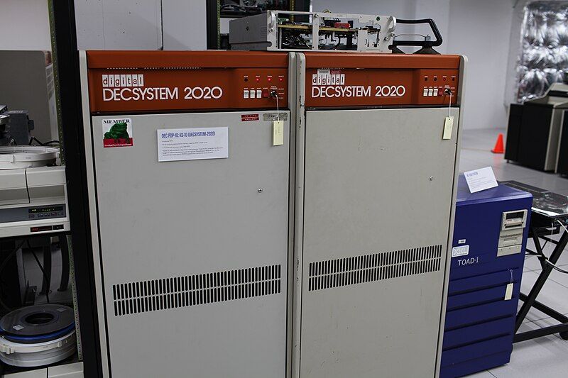 File:DECSYSTEM-2020 KS-10 (1979).jpg