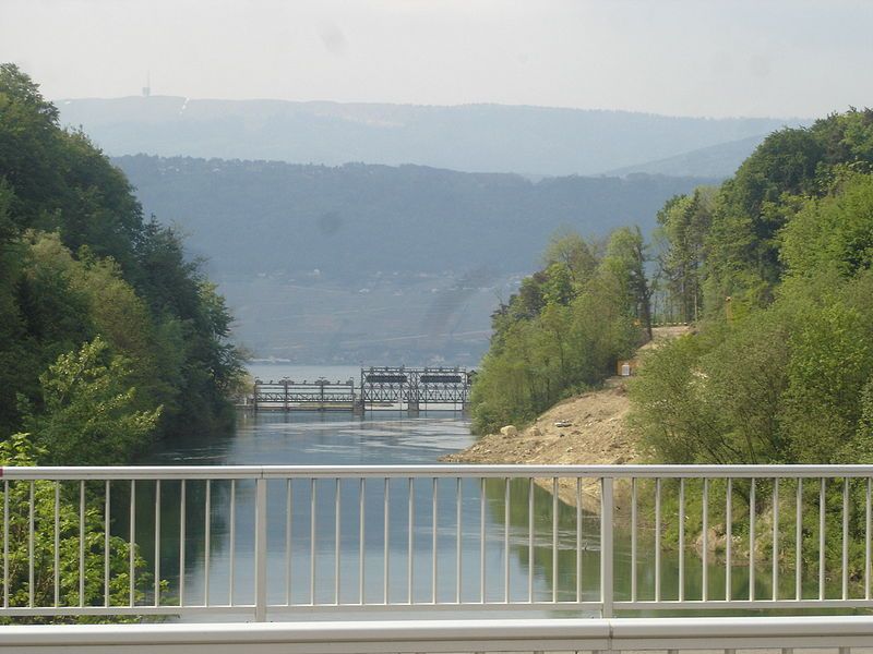 File:Hagneckkanal bei Hagneck.JPG