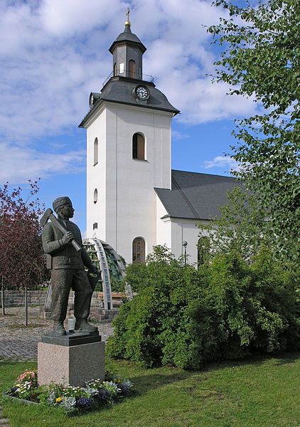 File:Kirche Sveg.JPG