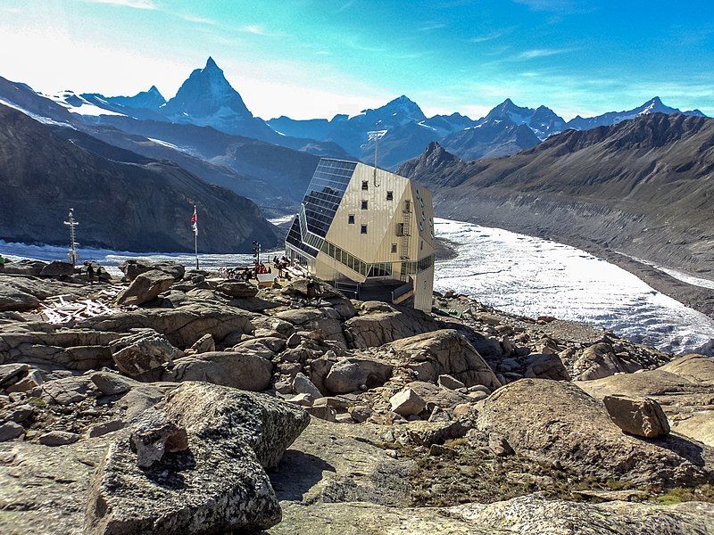 File:Monte Rosa Hutte.JPG