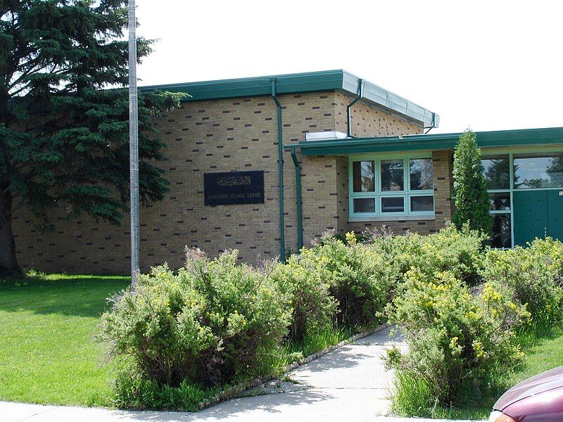 File:Saskatoon-Islamic-Centre.jpg