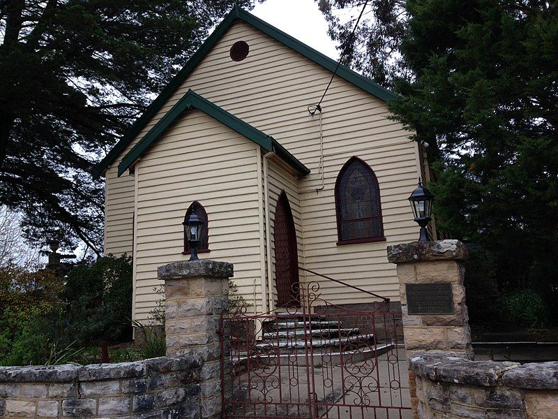 File:Uniting Church, Bundanoon.jpg