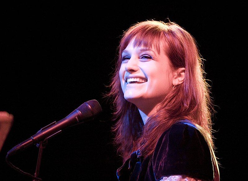 File:Alison Sudol.jpg