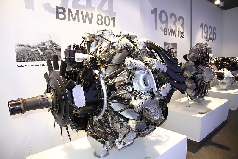 File:BMW 801 engine.JPG