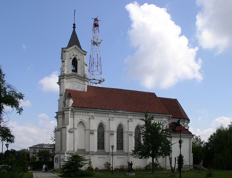 File:Belarus-Minsk-Holy Trinity Church-1.jpg