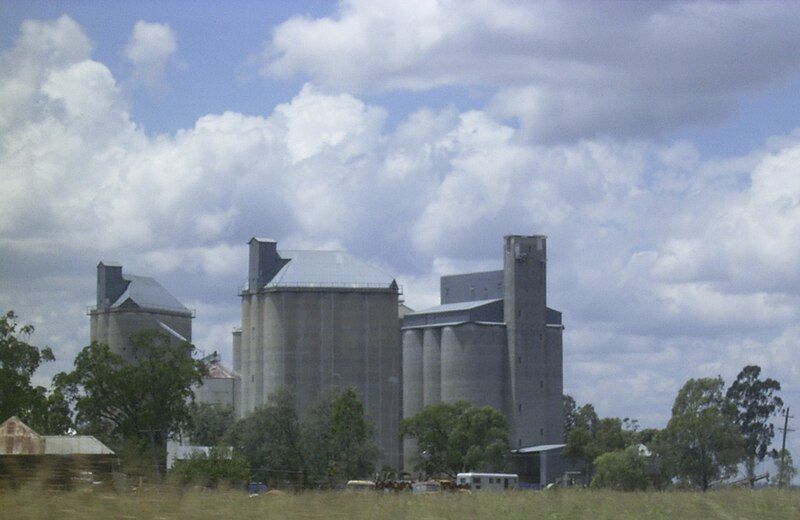 File:Brookstead - Silo.jpg