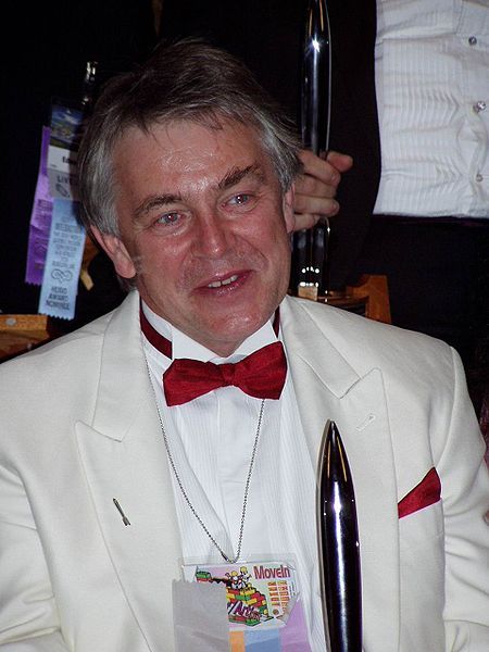 File:Jim Burns 2005.JPG