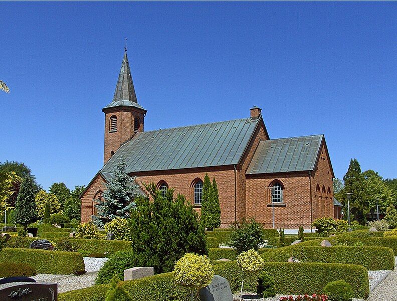 File:Kølkær kirke (Herning).JPG