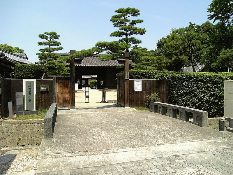 File:KounoikeShinden Kaisyo01.JPG