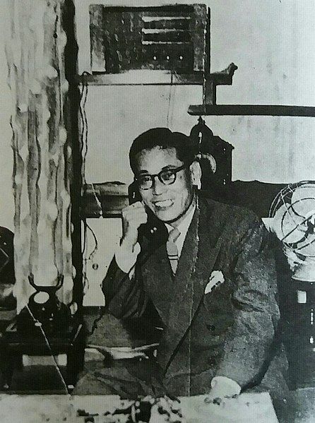 File:Lee Byung-chul.jpg