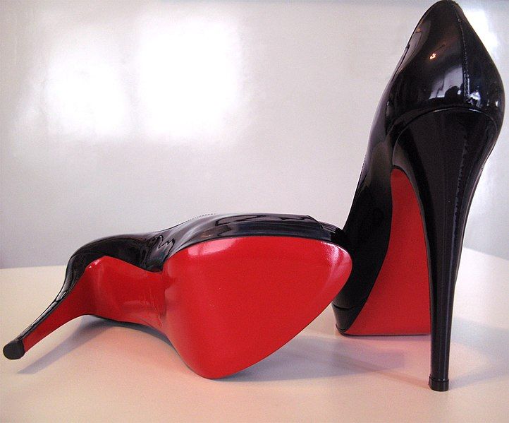 File:Louboutin altadama140.jpg