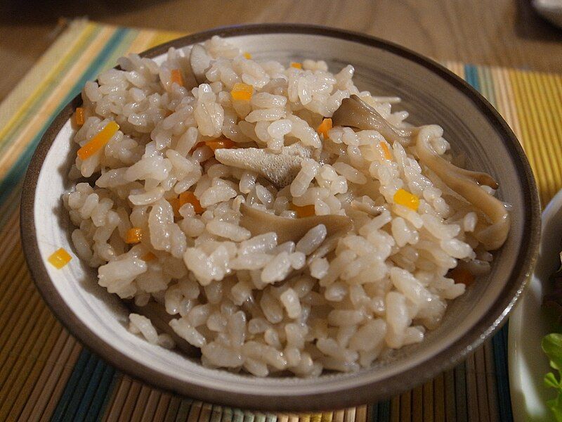 File:Maitake rice (4348648458).jpg