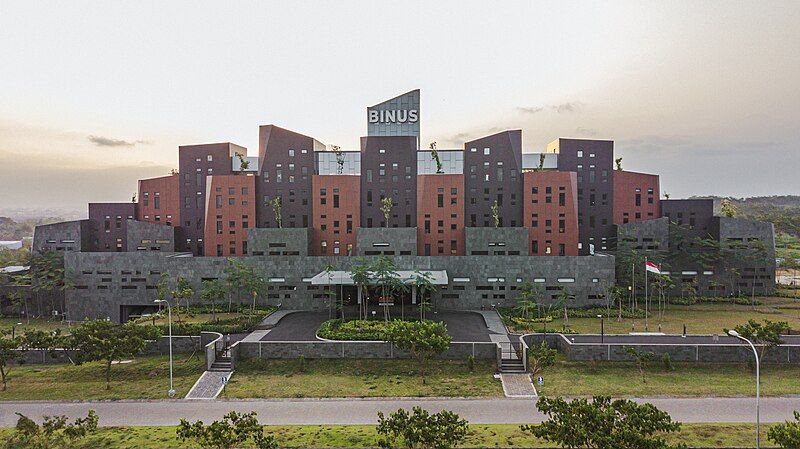 File:Malang Campus.jpg