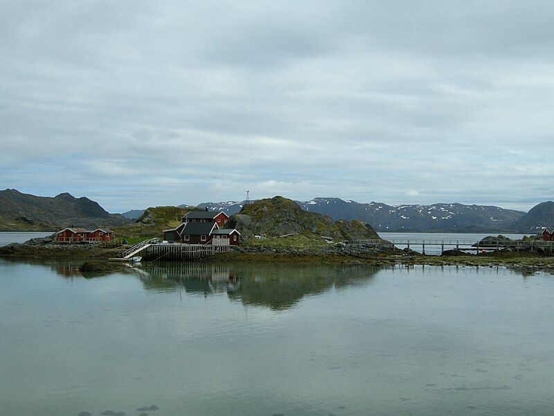 File:Skipsfjorden.jpg