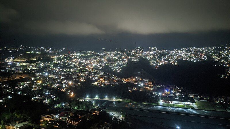 File:Solan nightview.jpg