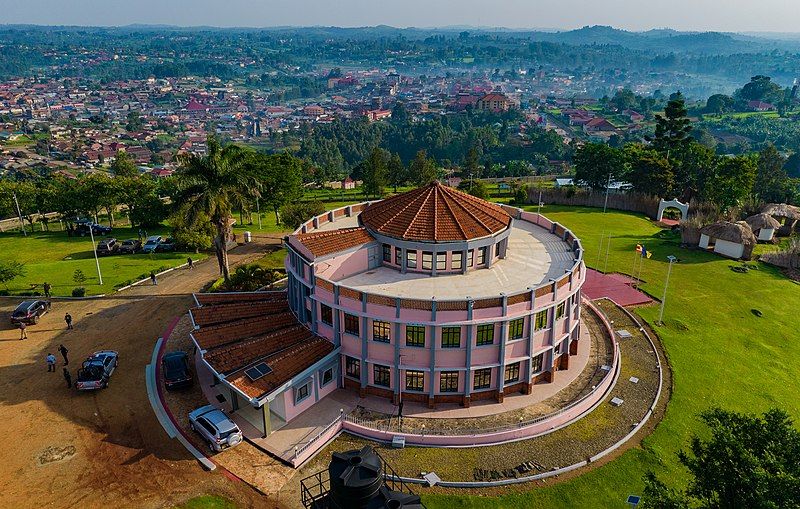 File:Tooro Palace1.jpg