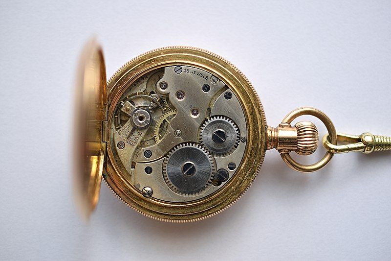 File:Uhrwerk einer Taschenuhr.jpg