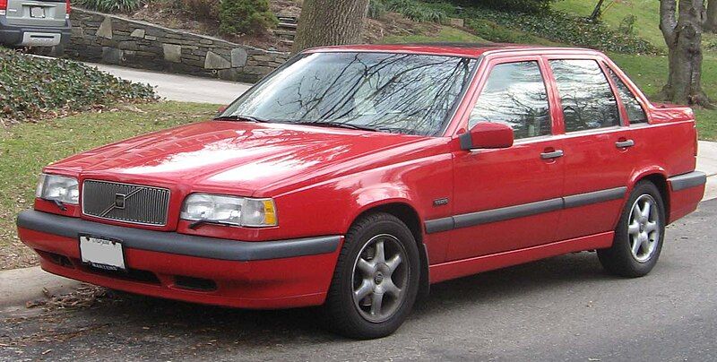 File:Volvo 850 sedan.jpg