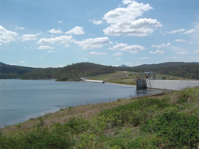 File:Wyaralong Dam.JPG