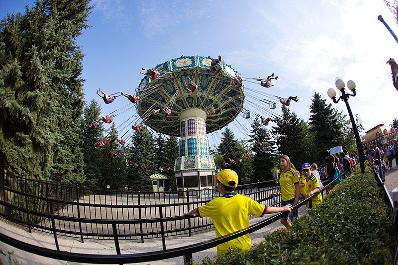 File:Canada's Wonderland (6169778991).jpg