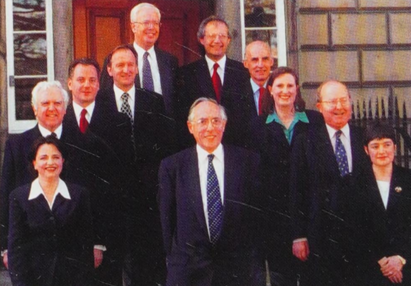 File:Donald Dewar cabinet.png