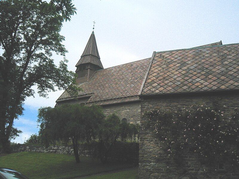 File:Fanachurch.JPG