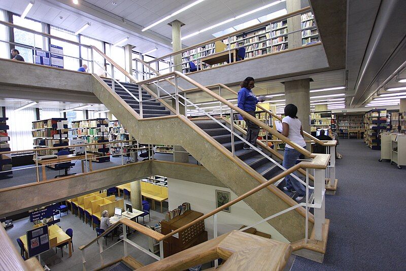 File:IOE Newsam Library.JPG