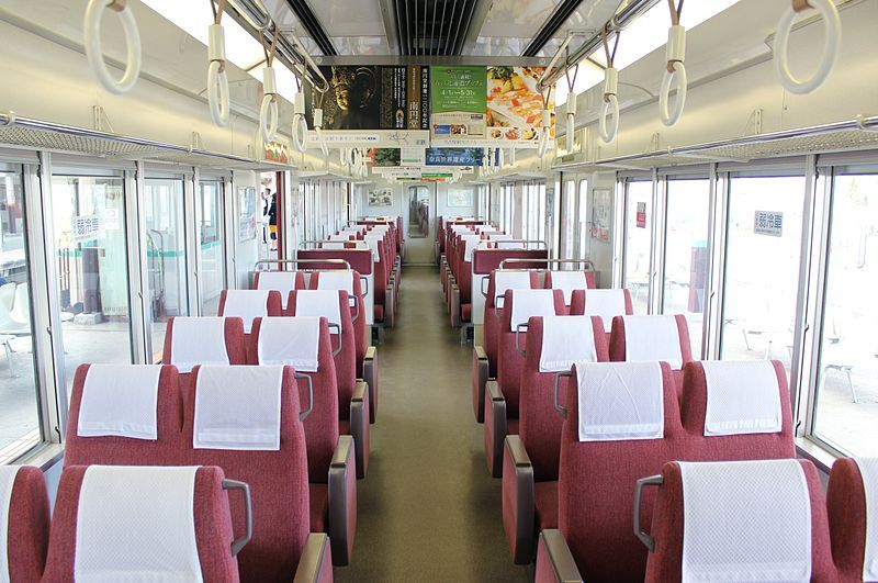 File:KINTETSU5200（R） Interior.JPG