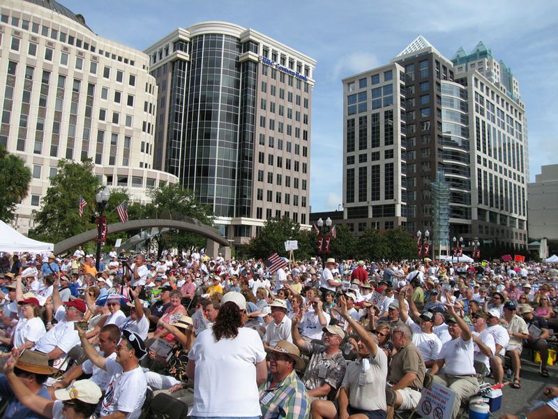 File:Orlandotaxrallypic1.jpg