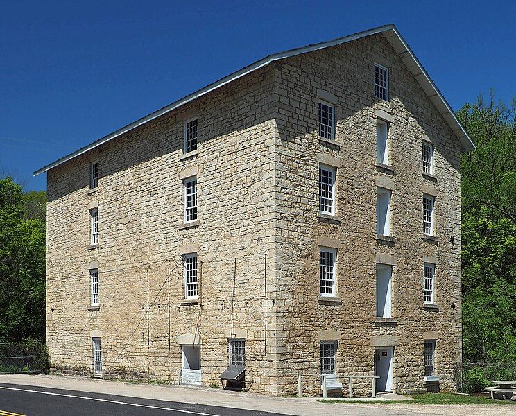 File:Pickwick Mill.jpg