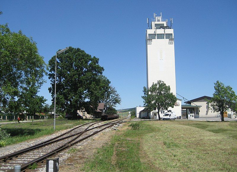 File:Rückersdorf-Harmannsdorf-Bf-01.jpg