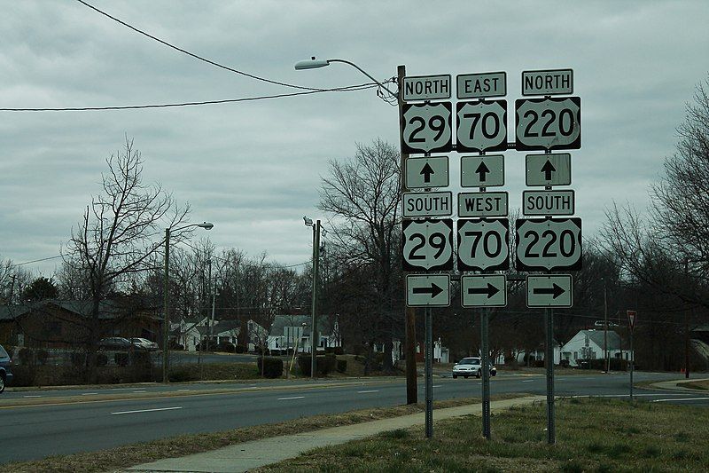 File:US29nsUS70ewUS220nsSigns-Greensboro (34594600884).jpg