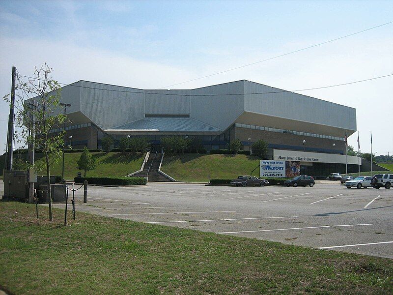 File:Albany Civ Center.JPG