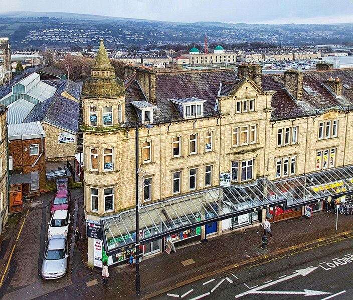 File:Cavendish Street, Keighley.jpg