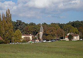 A general view of Église-Neuve-d'Issac