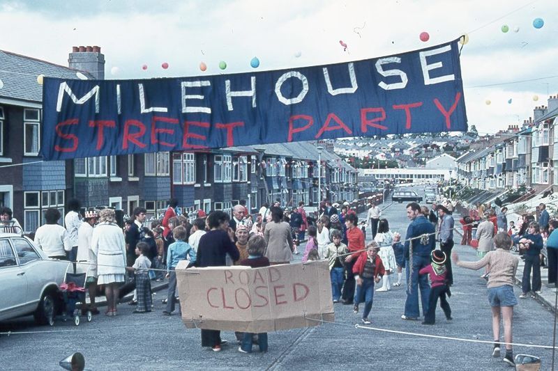 File:Jubileestreetparty.jpg