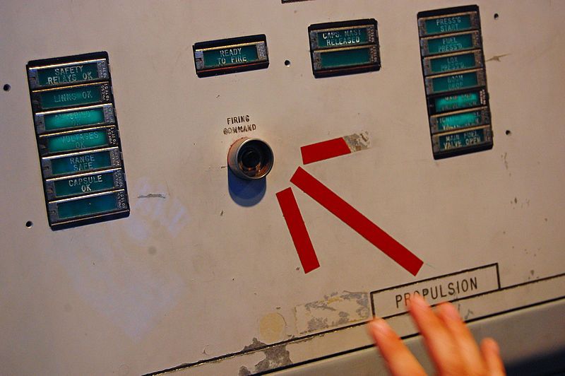 File:LC-5 firing button.jpg