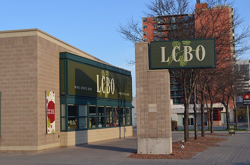 File:LCBO5995Yonge2.JPG