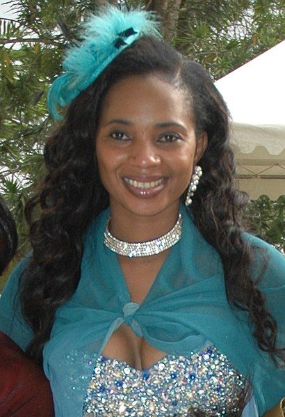 File:LadyPonce (cropped 2).jpg