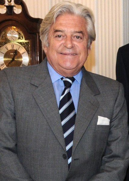 File:Luisalbertolacalle.jpg